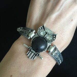 Black Stone Owl Fashion Jewelry Bracelet